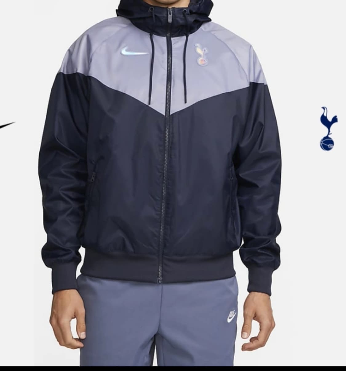 토트넘 나이키 바람막이 L 팝니다. 상품이미지1