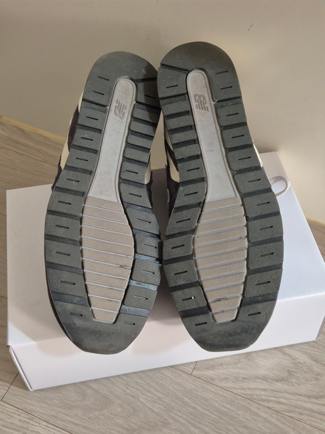 뉴발란스 996 퍼플 265사이즈 상품이미지2