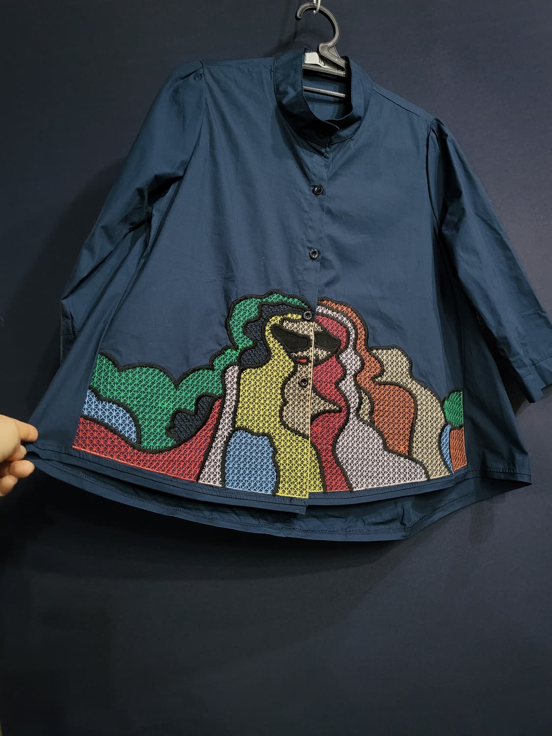 패턴 자수 블라우스(새상품) 상품이미지4