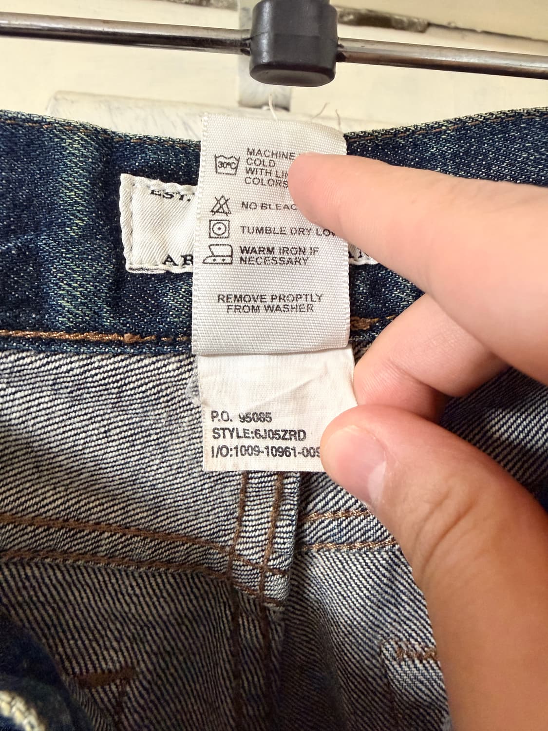 아르마니 익스체인지 클래식 핏 데님 팬츠 W30 상품이미지4