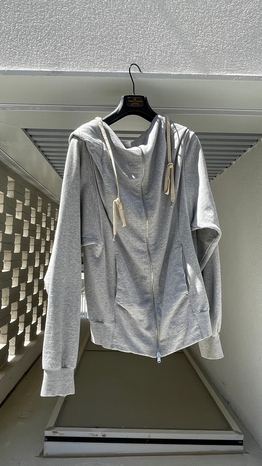 Vivienne Westwood MAN 빅드레이프 지퍼 후드 상품이미지1
