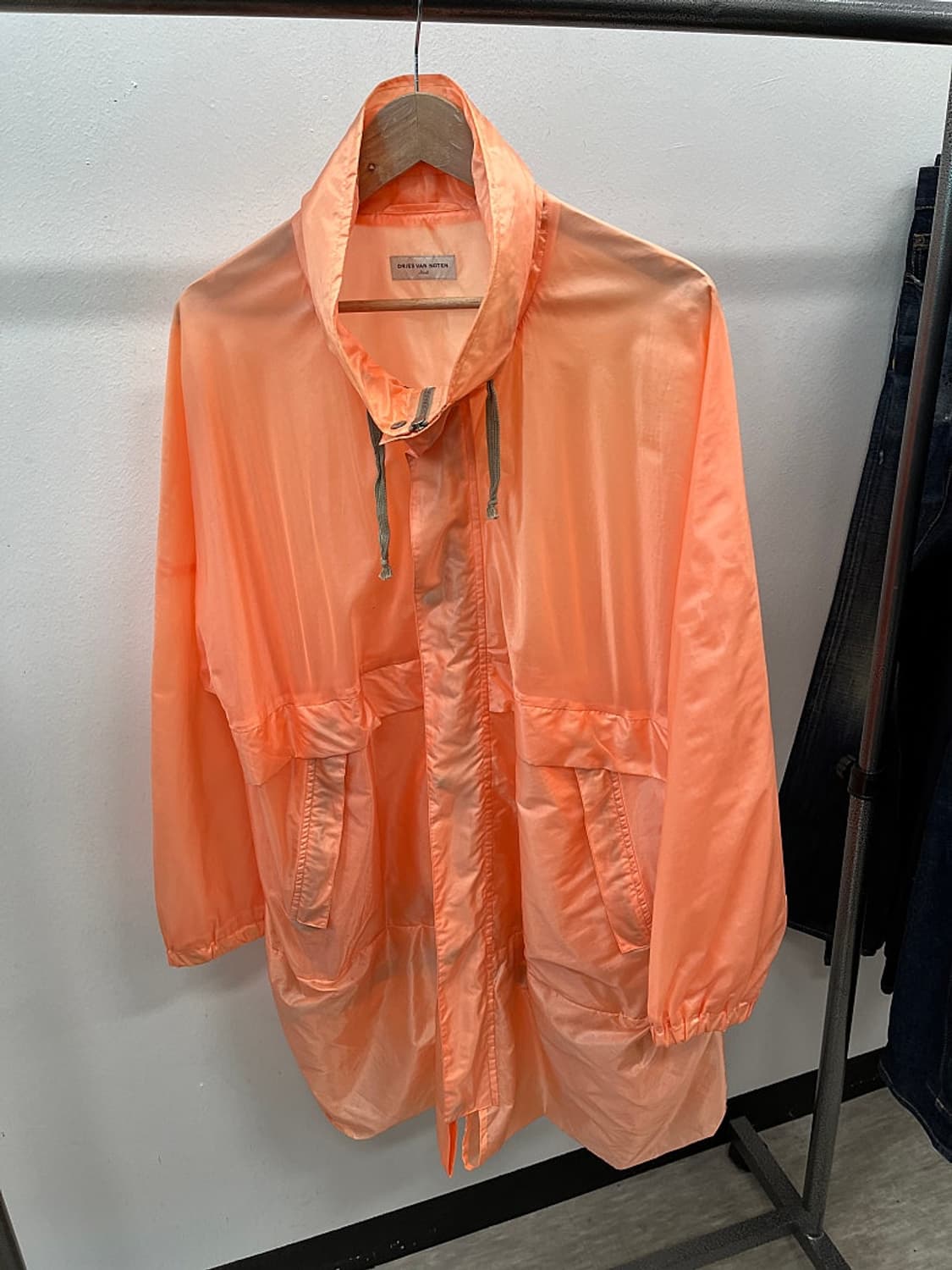 95-100) 드리스반노튼 오버 맥 레인코트 상품이미지2