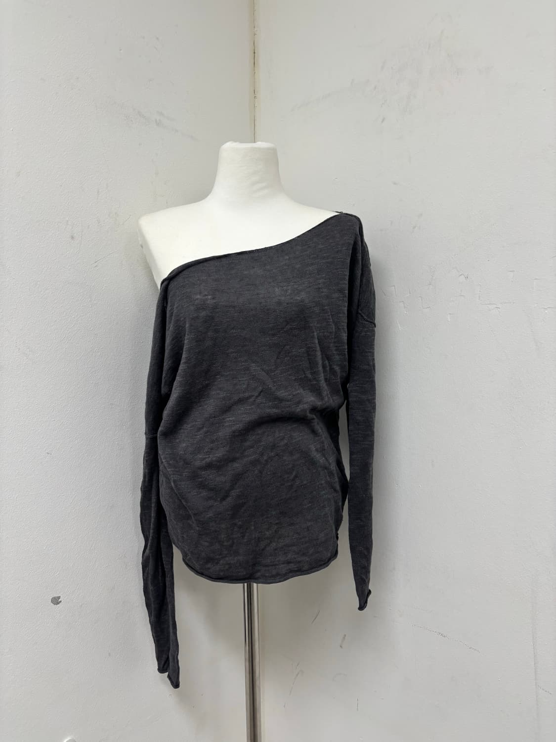 “Zadig&Voltaire” U Neck Grey Sleeve 상품이미지1