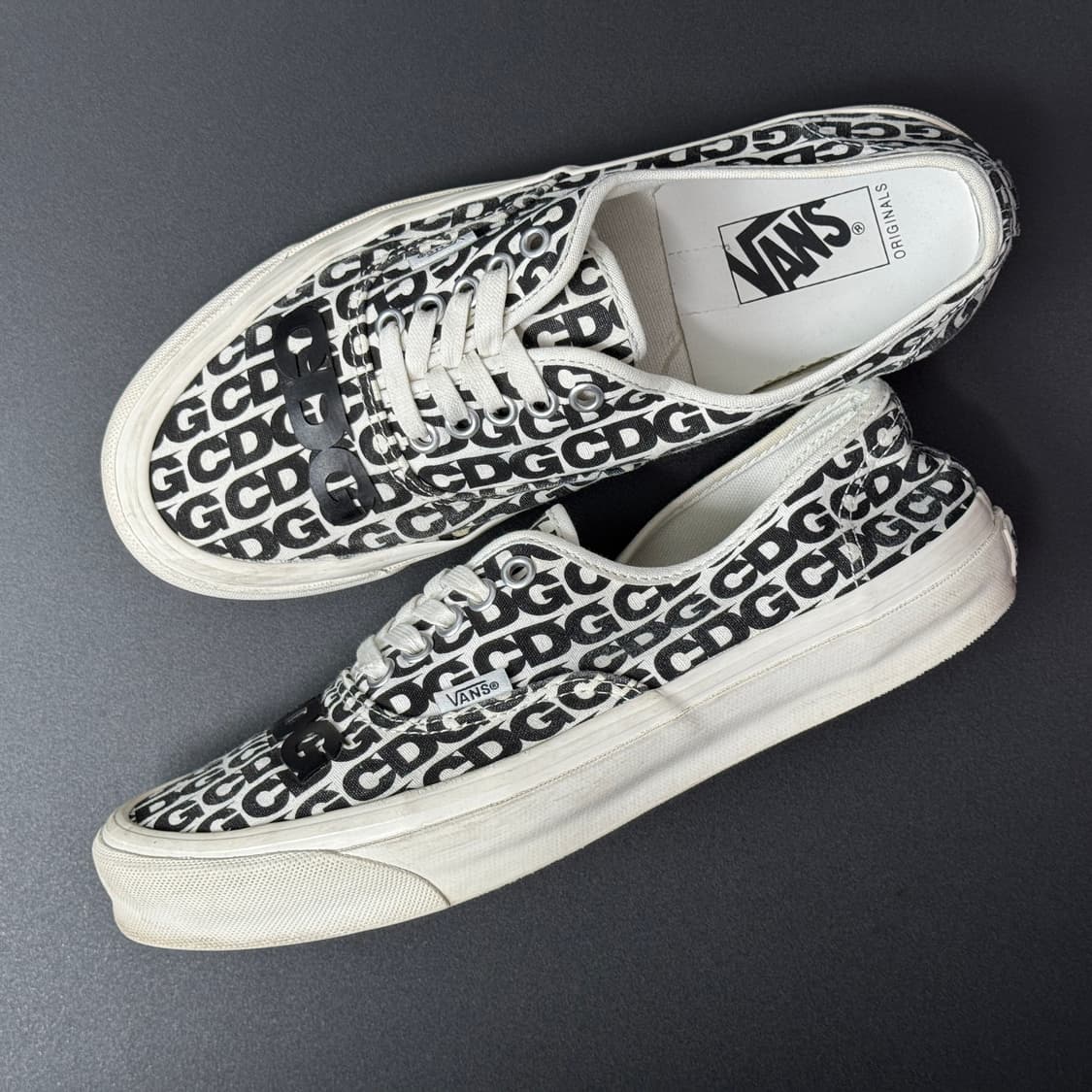 반스 볼트 X CDG 어센틱 상품이미지2