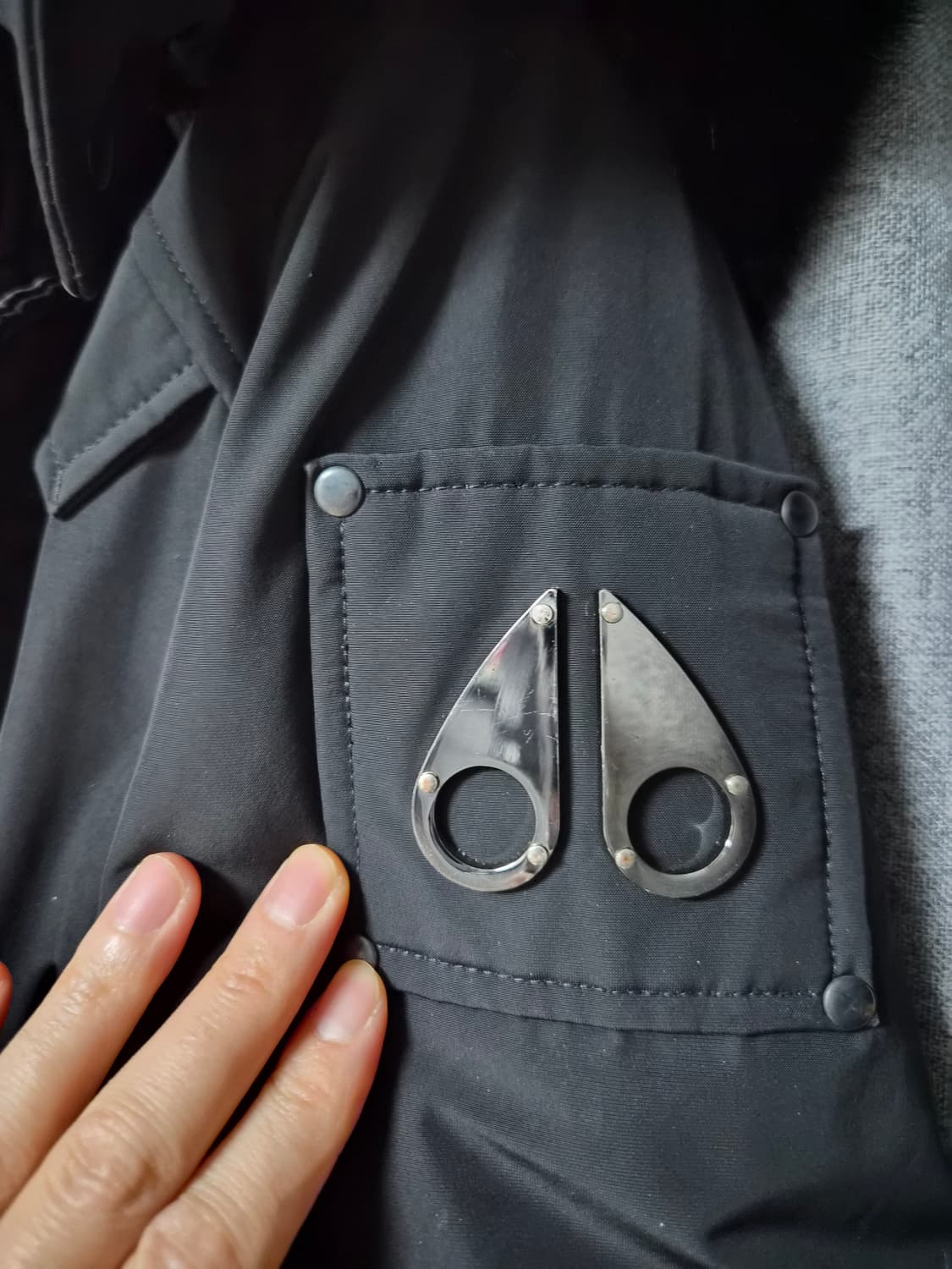 무스너클 패딩 팝니다 노비스 맥케이지 캐나다구스 상품이미지3