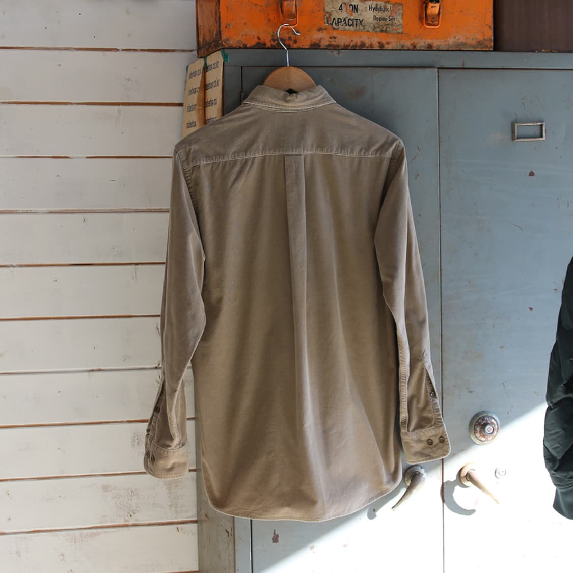 (착용컷) 유니클로 코듀로이 셔츠 (남성용 100) 상품이미지2