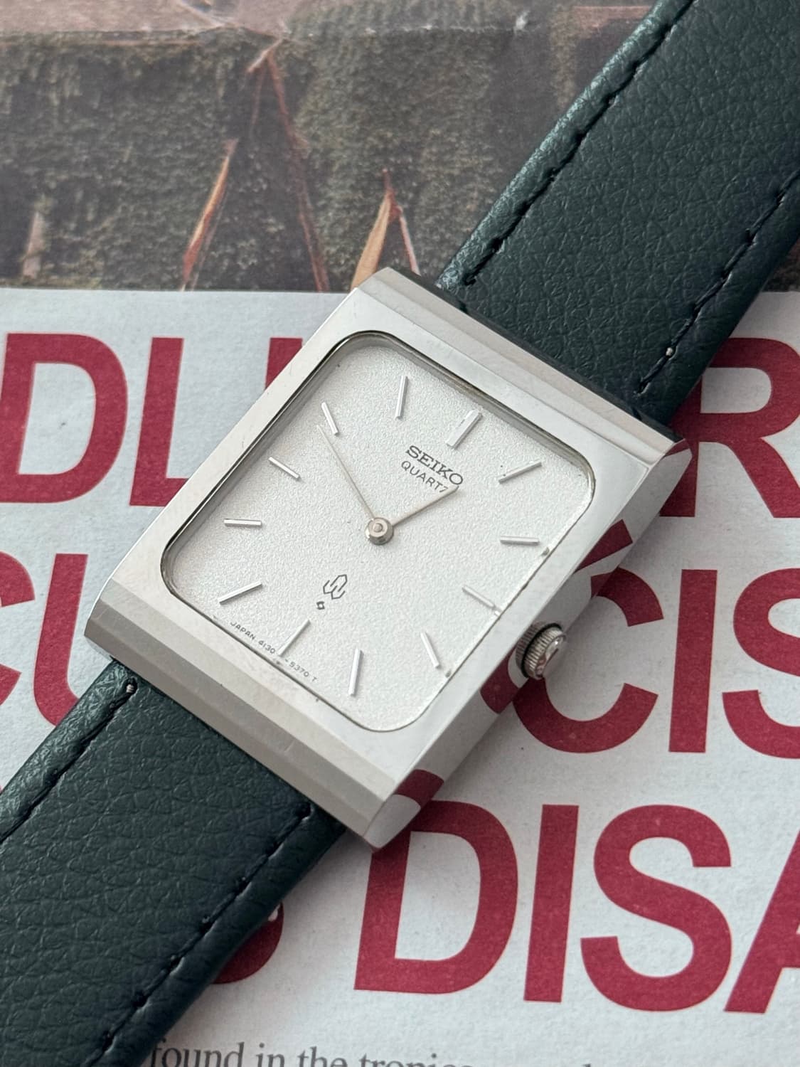 Seiko 세이코 쿼츠 스퀘어 샌드 블래스트 1976 상품이미지5