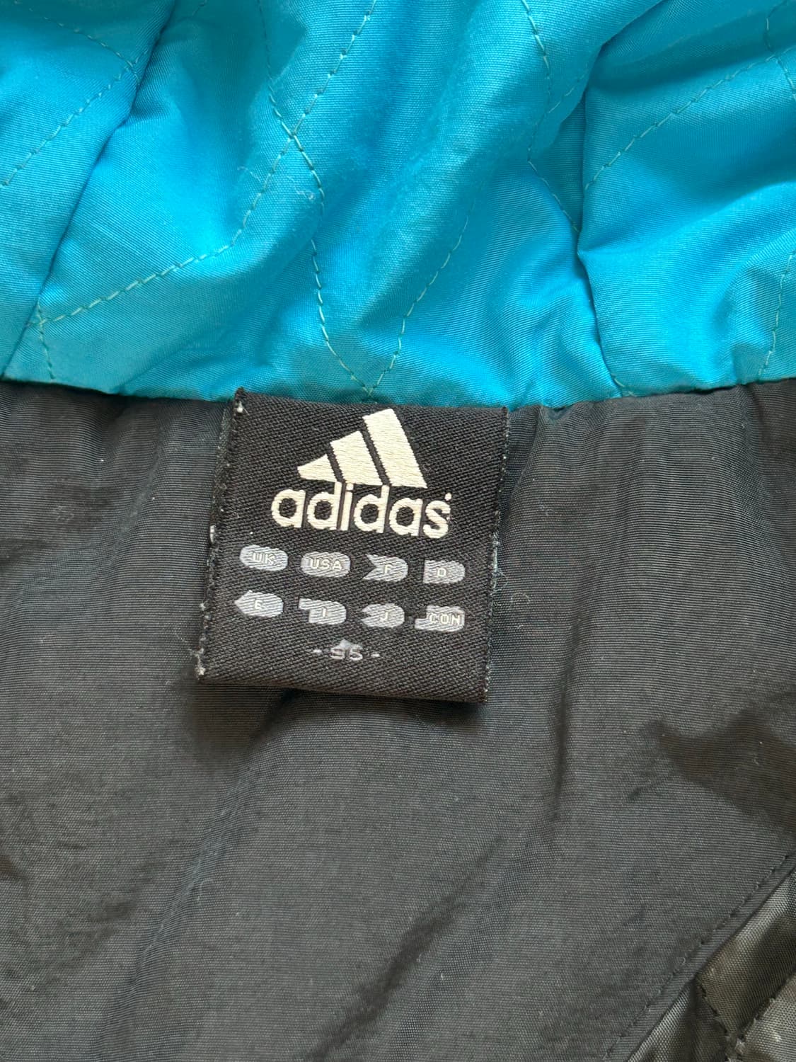 아디다스 누빔 점퍼 상품이미지3