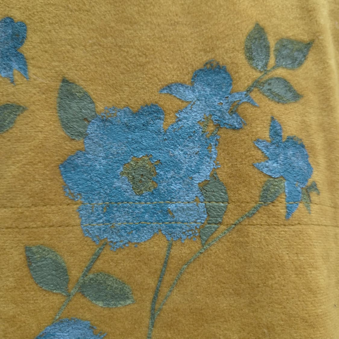 머스타드 플라워 자수 하이넥 기모 베스트 상품이미지6