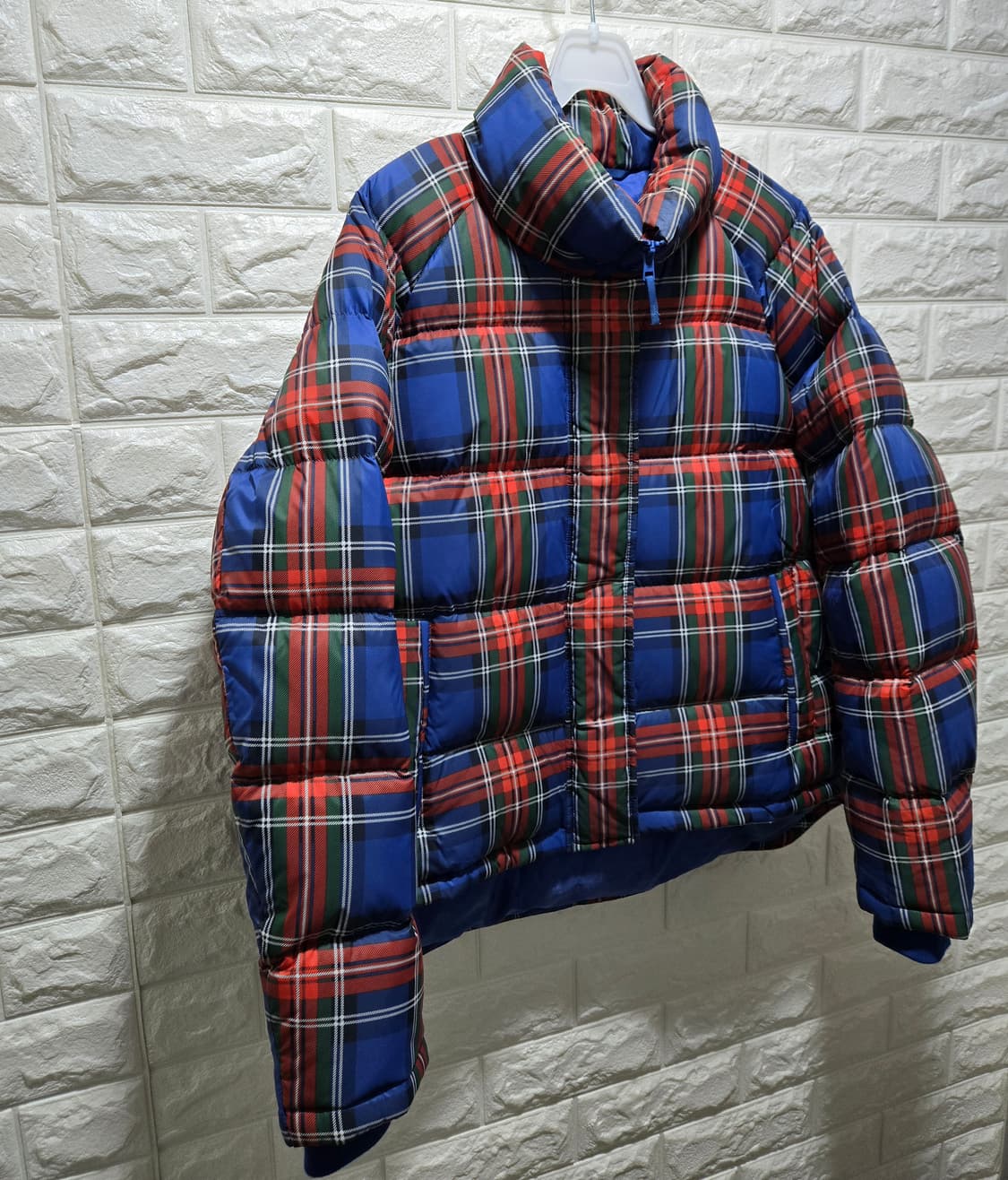 유니클로 x JW앤더슨 체크 다운 숏패딩 L 상품이미지4