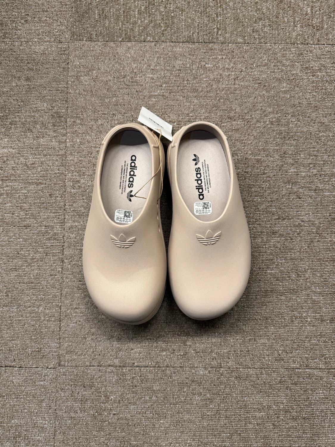 아디다스 뮬 상품이미지1