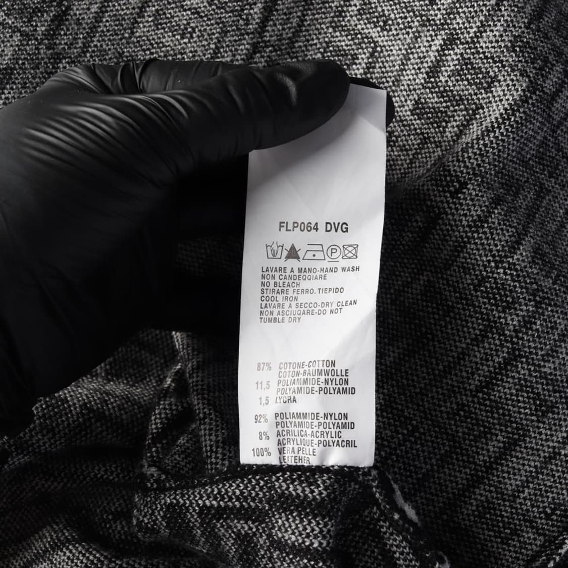 [L]펜디 블랙 화이트 로고 모크넥 긴팔 롱 니트원피스 상품이미지7