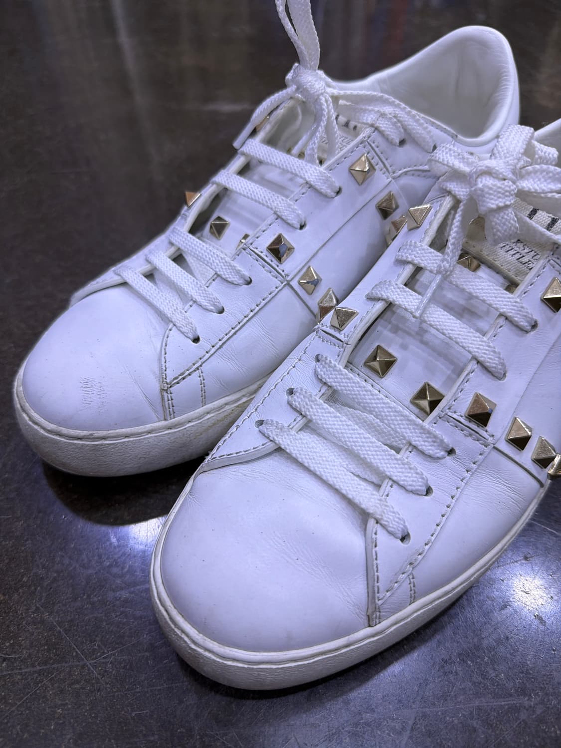 발렌티노 락스터드 히든 우먼스 스니커즈 39 상품이미지3