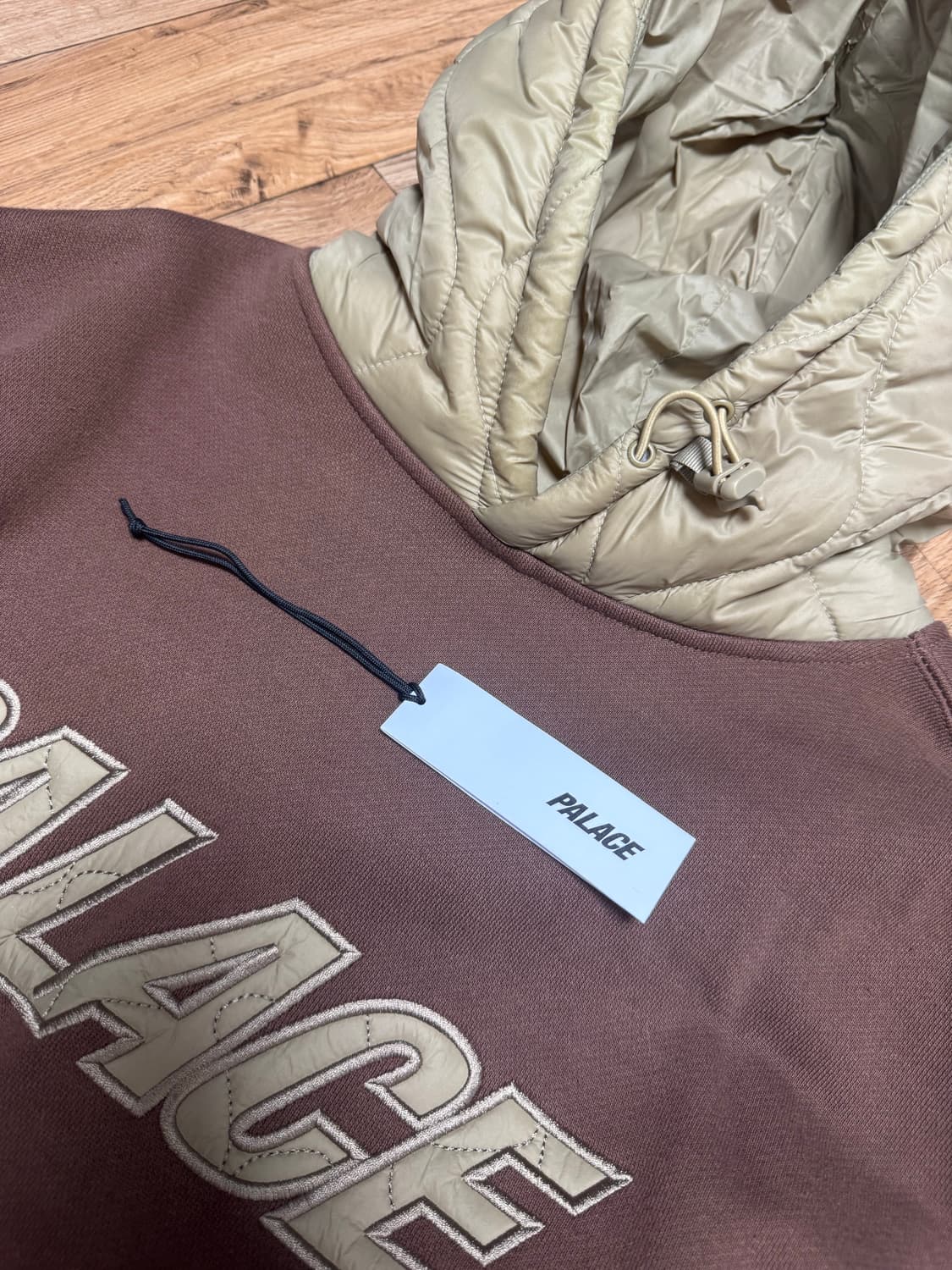 PALACE 후드 팝니다. 상품이미지2