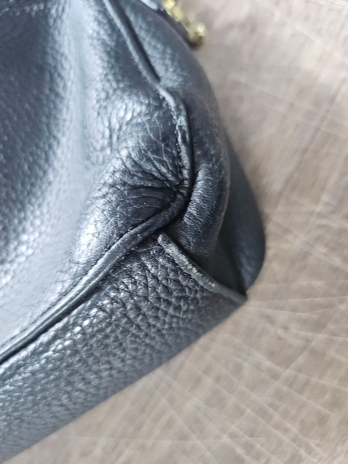 토리버치 블랙 레더 체인 크로스백 상품이미지5