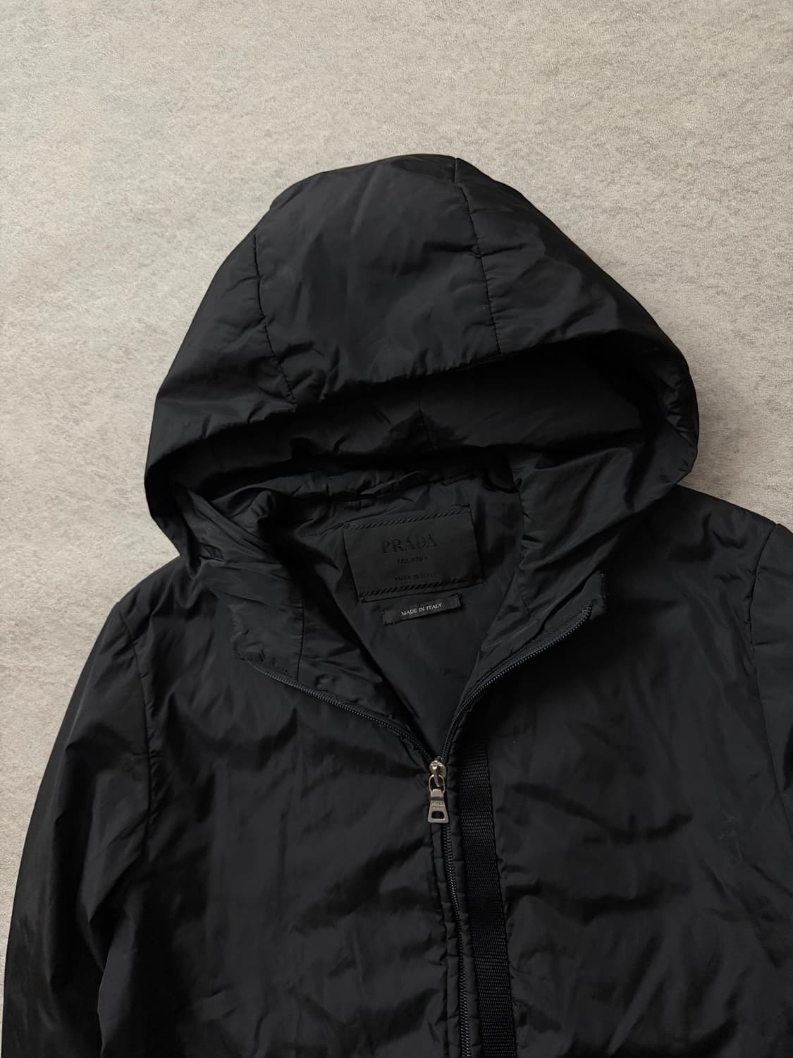 프라다 나일론 후드점퍼 상품이미지3