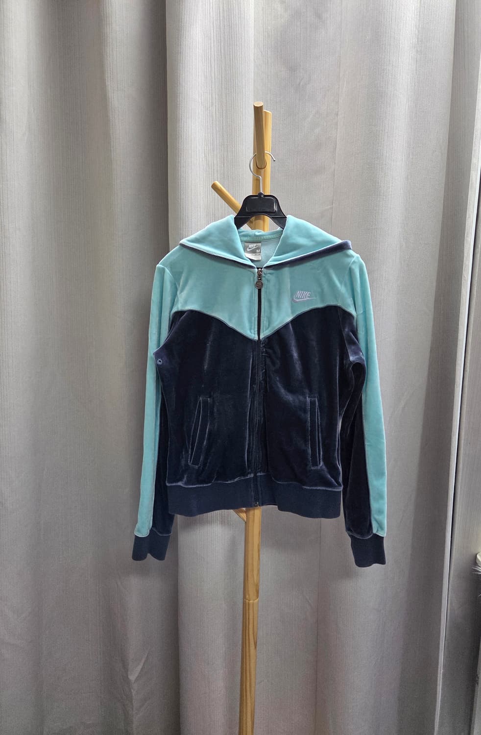 나이키 벨벳 후드집업 M#최상급 상품이미지1