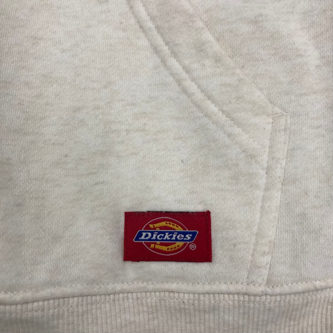 디키즈 아이보리 컬러 스펠아웃 후드티 상품이미지3