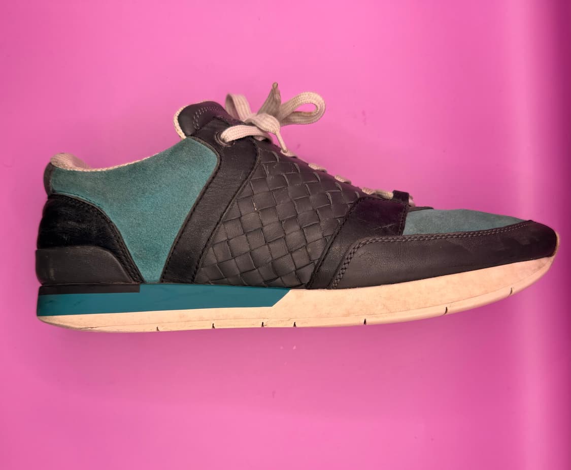 [보테가 베네타] 인트레치아토 스웨이드 레더 스니커즈 (Size 41) 상품이미지1