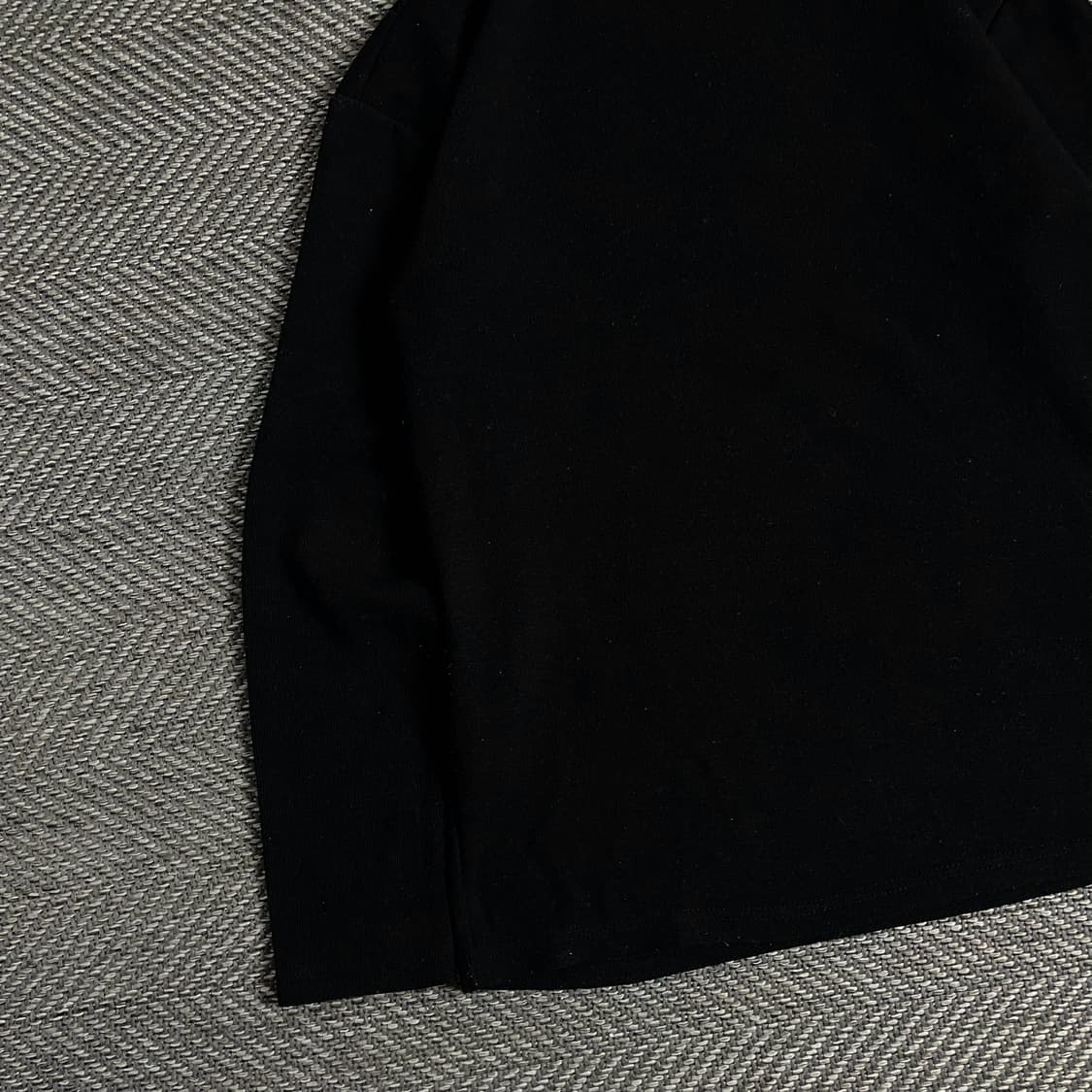 피앤콤마 머슬핏 미니멀 니트 블랙o 3398 상품이미지3