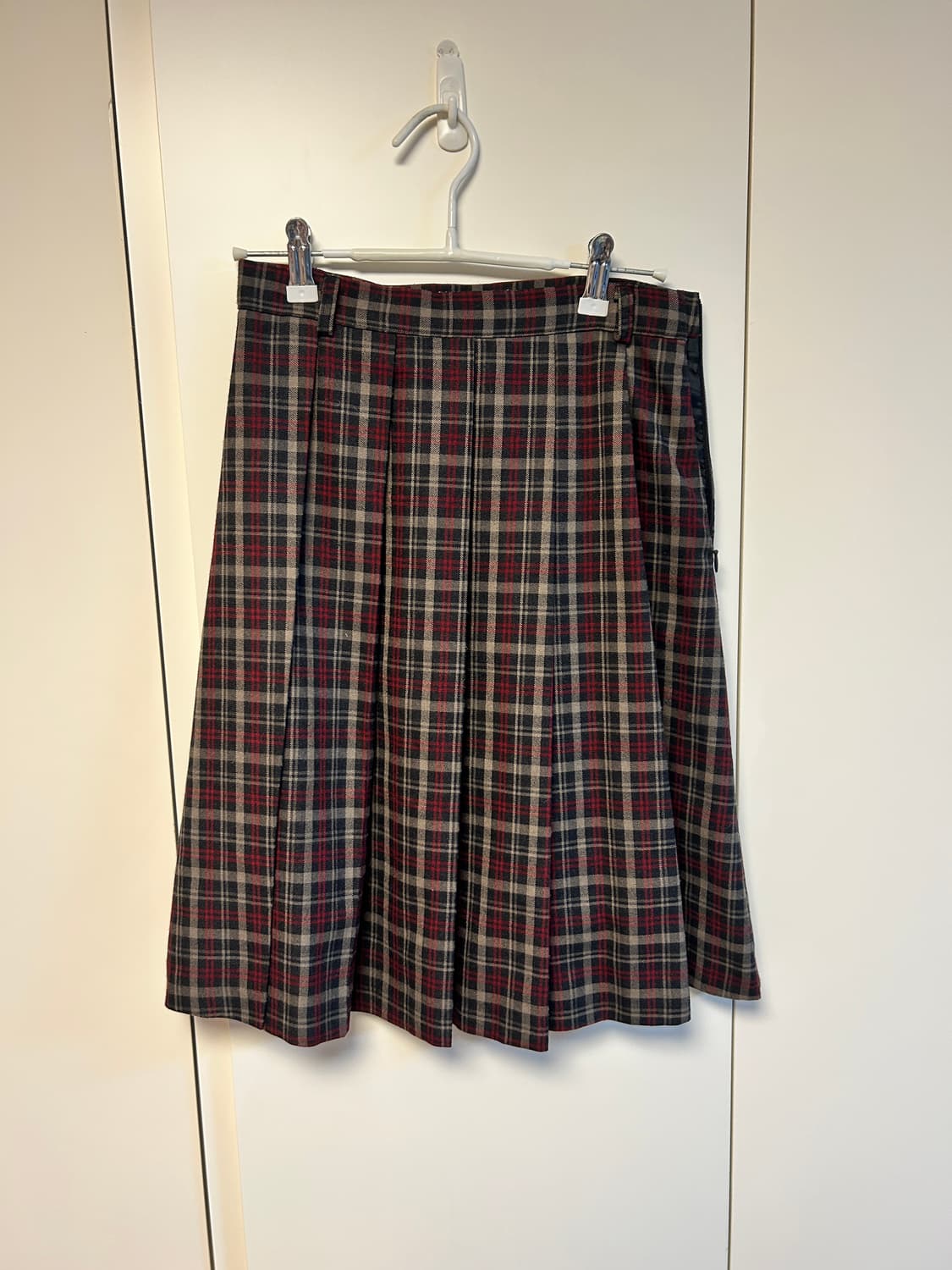 위드아웃썸머 릴리 플리츠 스커트_레드 상품이미지2