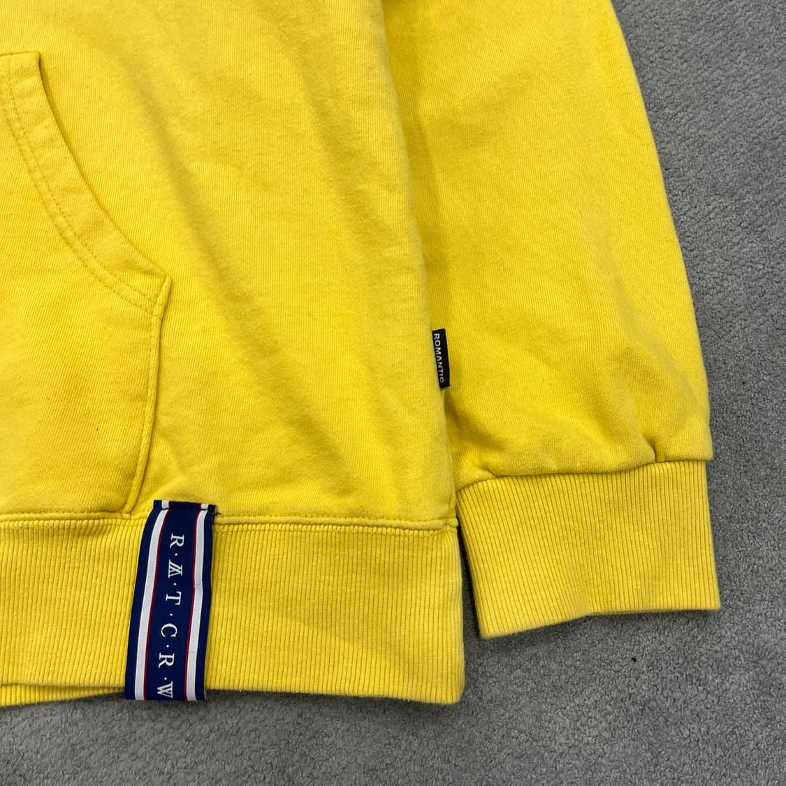 L 로맨틱크라운 후드티 상품이미지2