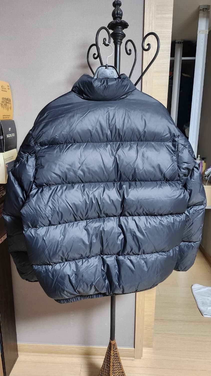 디스이스네버댓 패딩 상품이미지4