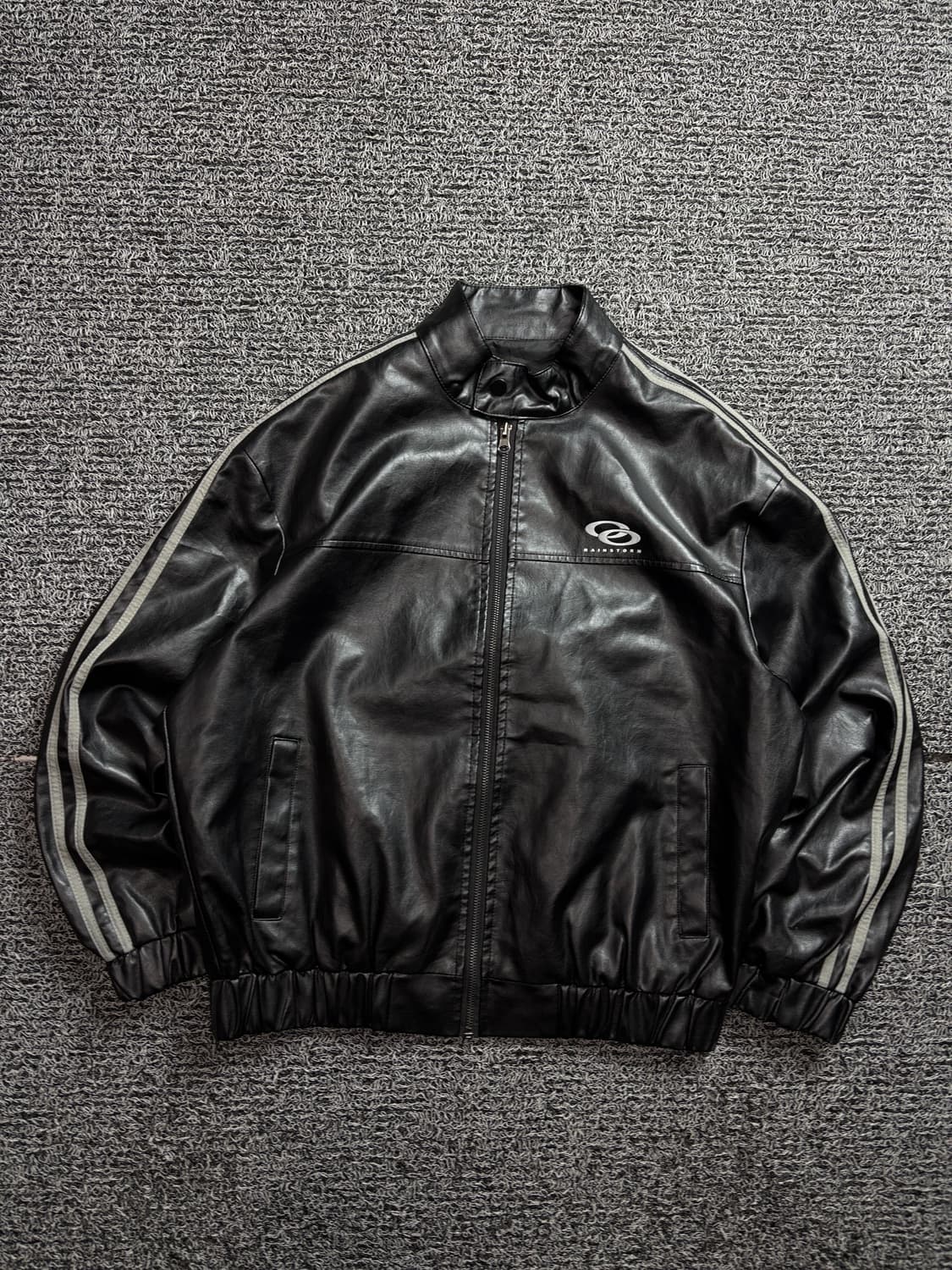 RAINSTORM 사이드라인 비건 레더 봄버 자켓 2250 상품이미지2