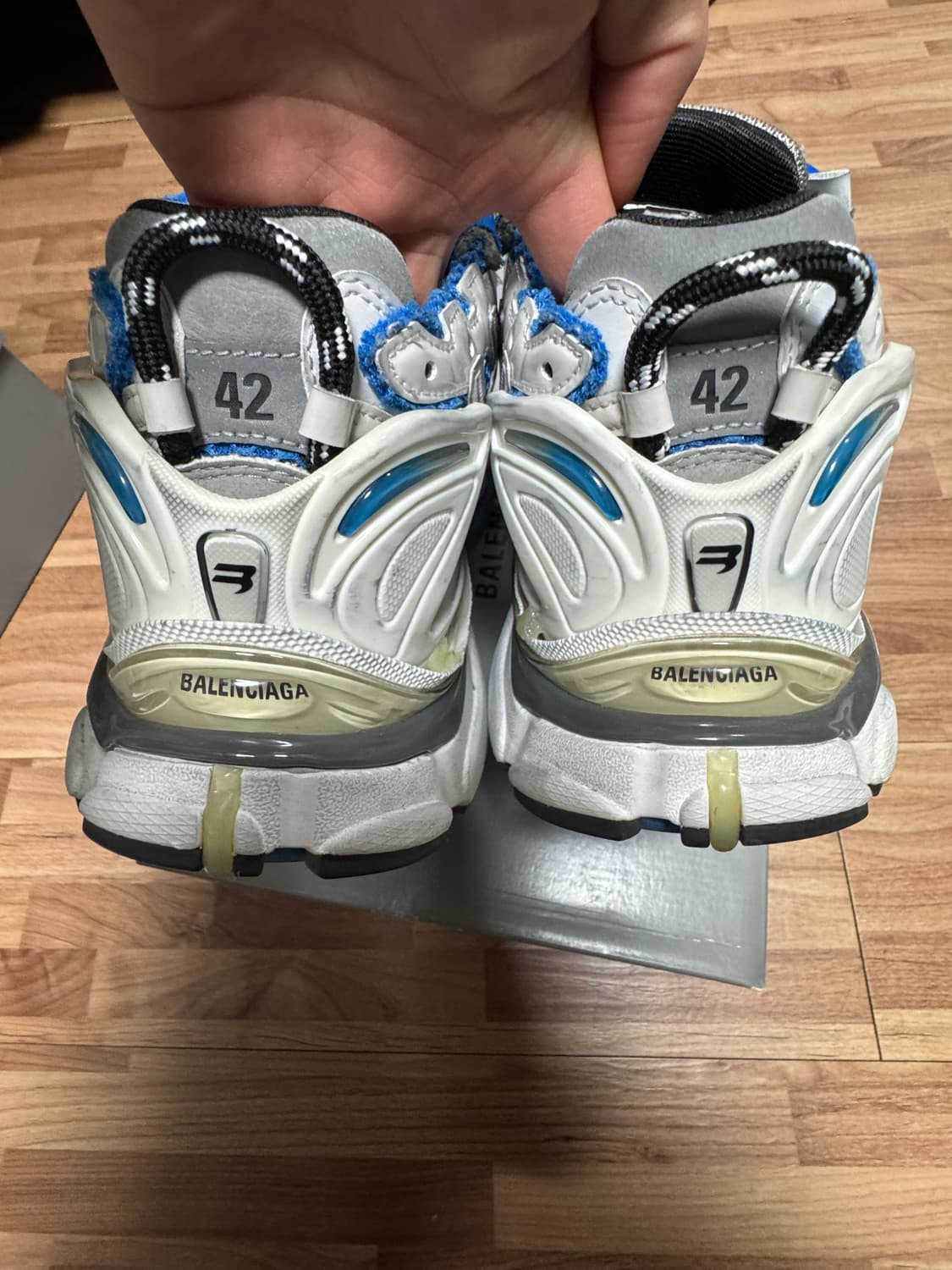 발렌시아가 뉴러너 블루 42 상품이미지5