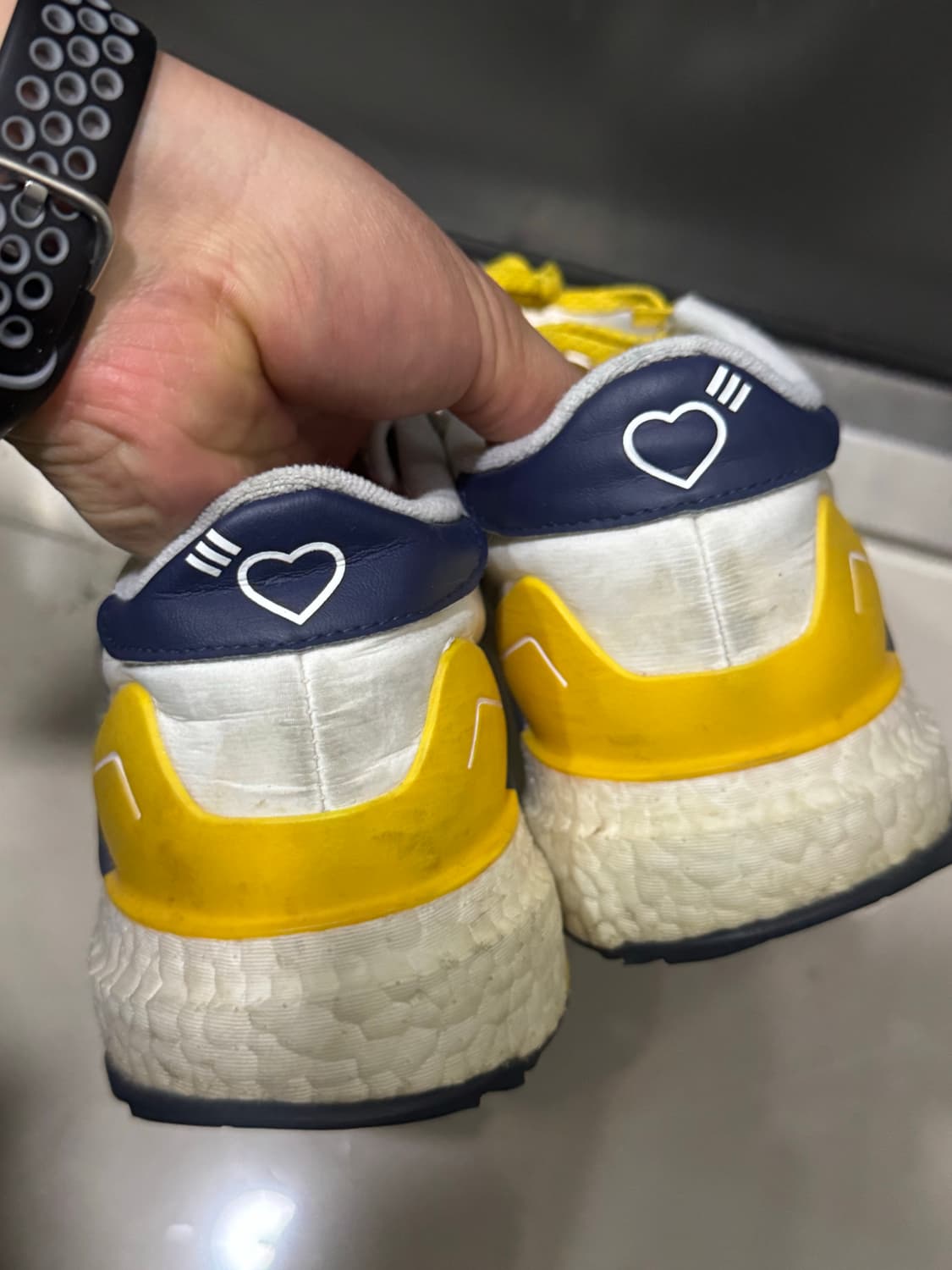 휴먼메이드 아디다스 콜라보 슈즈 상품이미지3