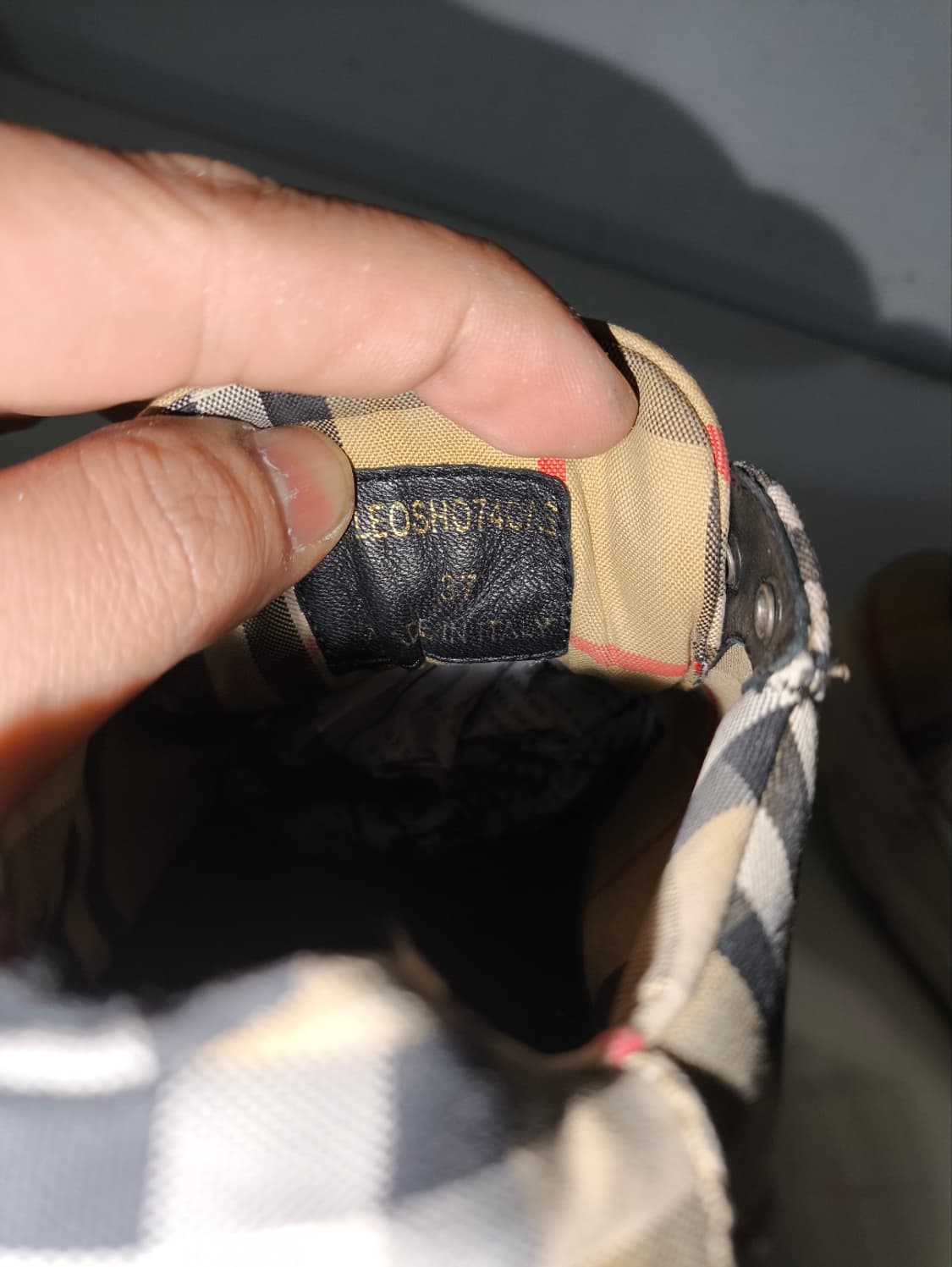 37 240mm 버버리 체크 빈티지 스니커즈 밸크로 상품이미지10