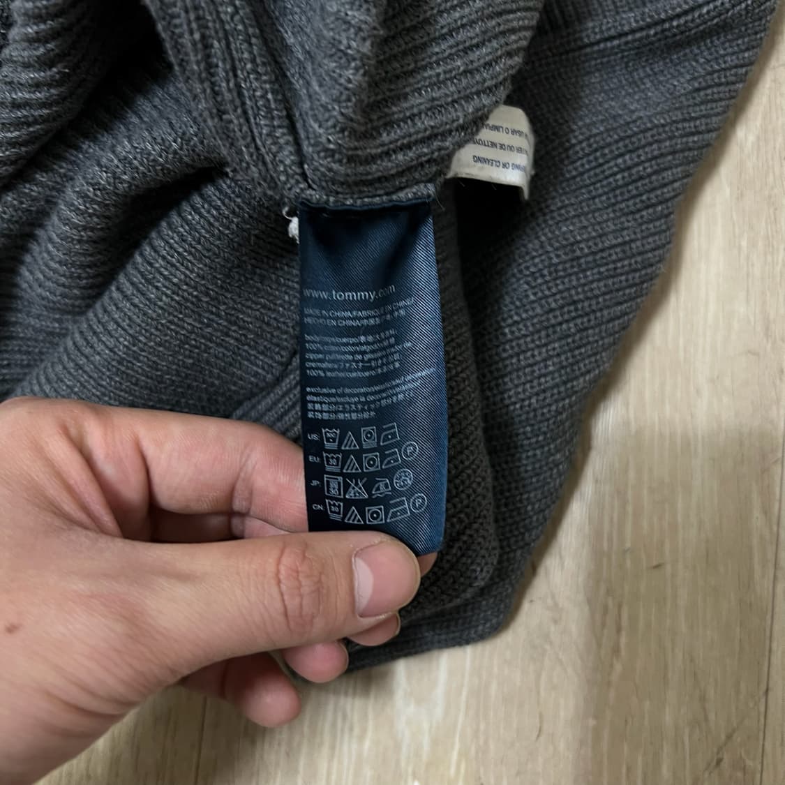 타미힐피거 미니플래그 코튼 니트집업 L/100  상품이미지5