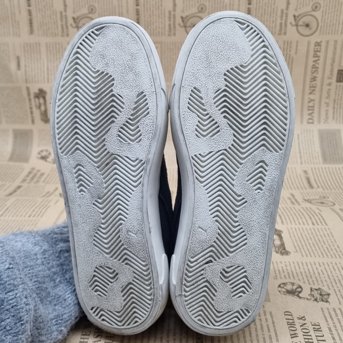 푸마 카프리 로얄 스웨이드 스니커즈250 상품이미지3