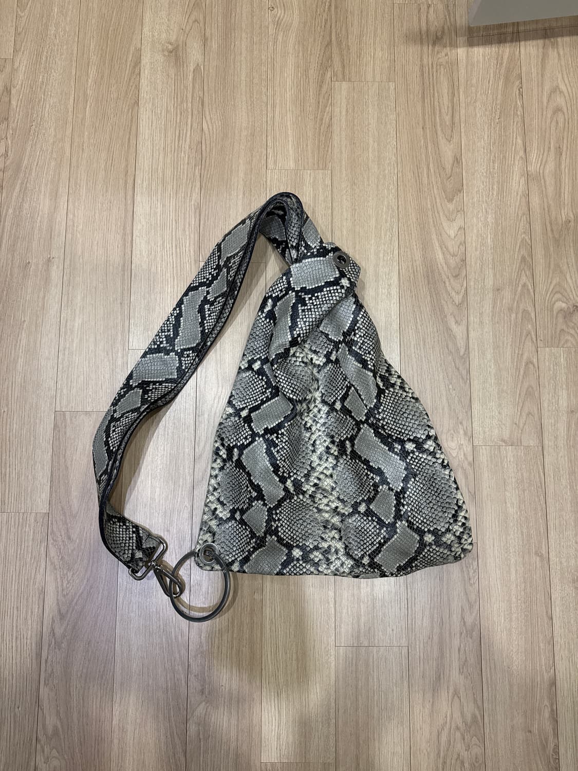 OSOI 오소이 시저링백(2019) 상품이미지1