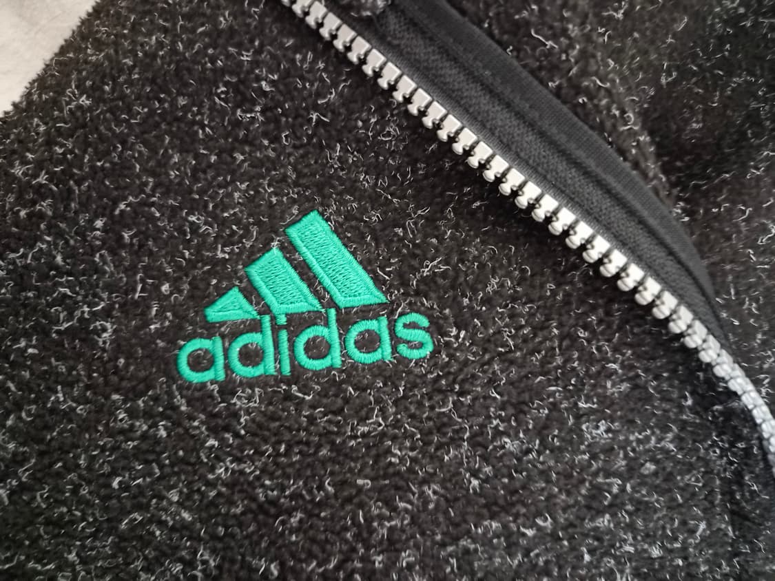 [M] 고샤루브친스키x아디다스 후리스 블랙 상품이미지4