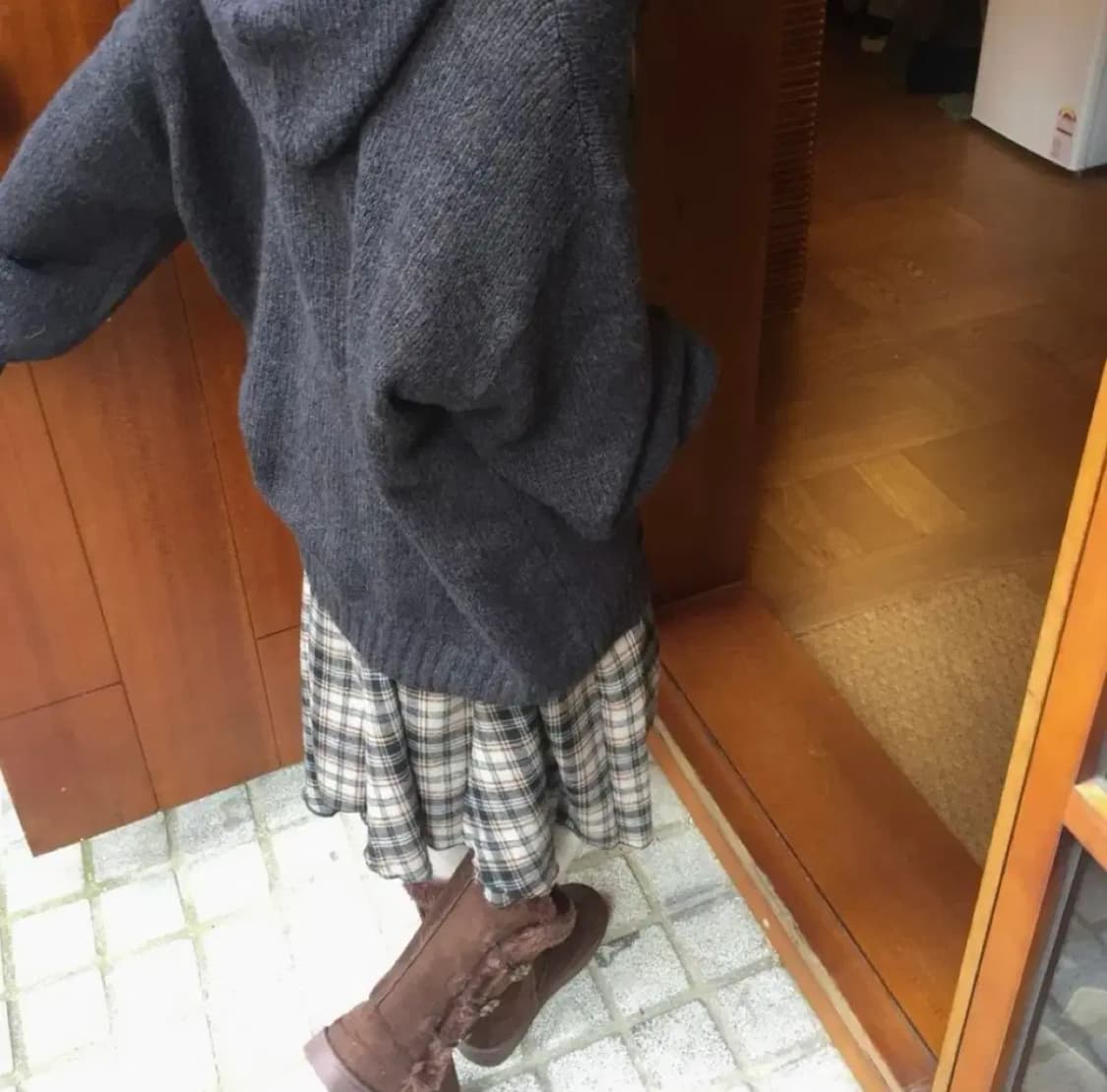 모래하우스 레이어드 훌 체크 스커트 베이지 상품이미지2