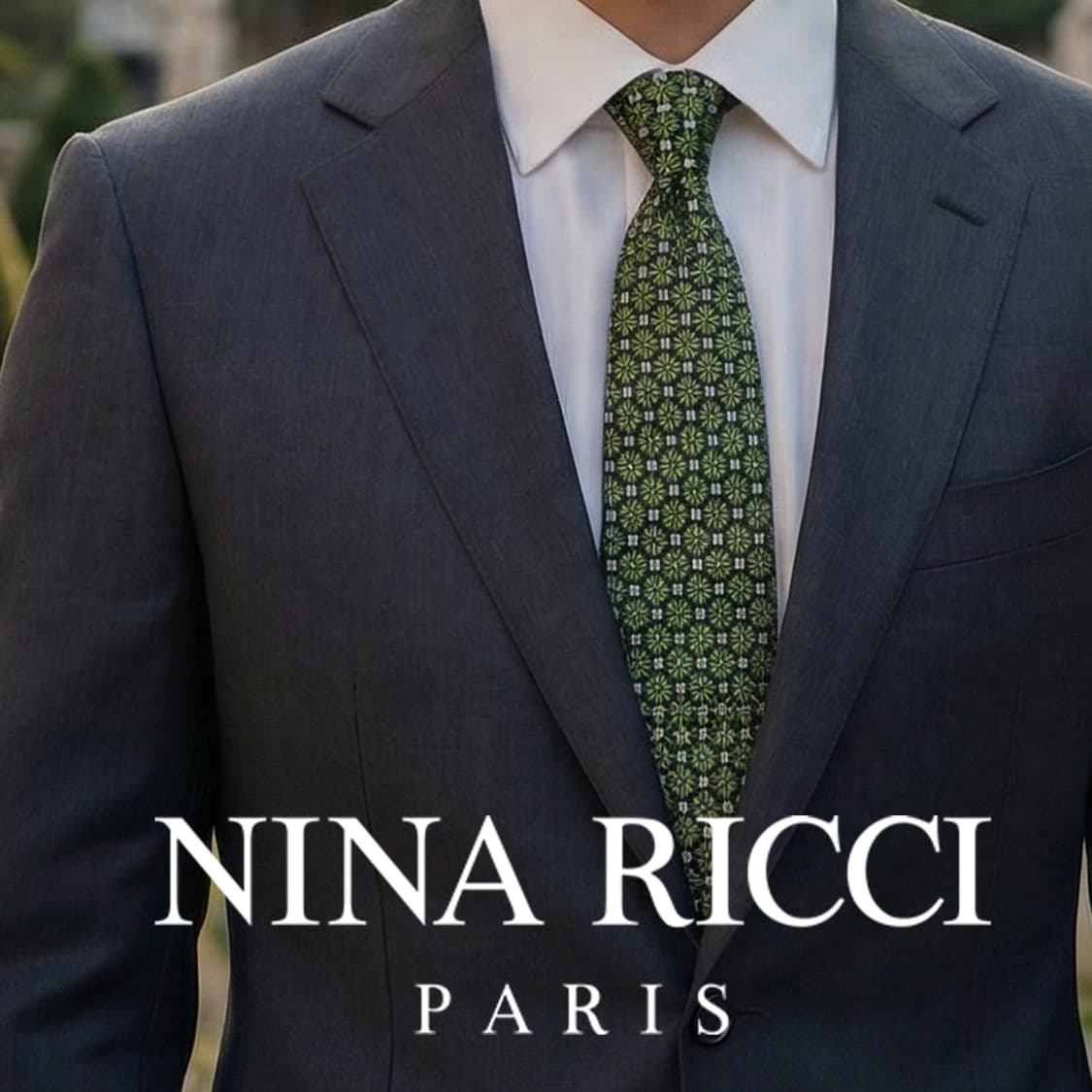 니나리치 실크 그린 패턴 넥타이 9.8cm A+등급 A19793
 상품이미지1