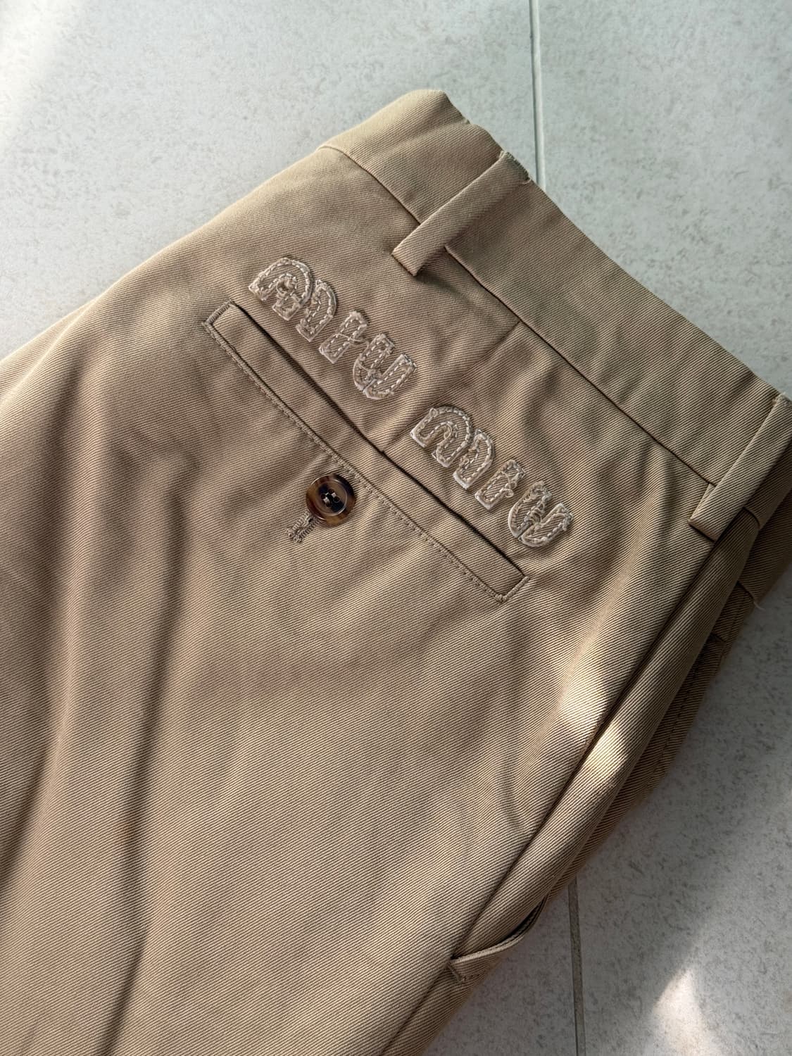 미우미우 스트레이트 치노 팬츠  상품이미지5