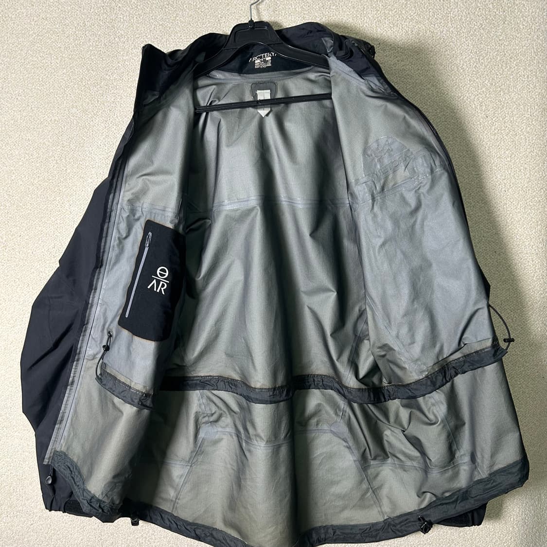  (M) 아크테릭스 세타AR 투톤 딥블랙 상품이미지7