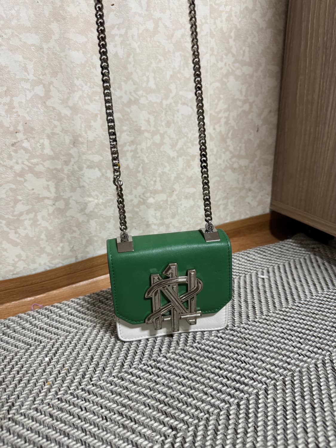 넘버투애니원 N21 미니백 상품이미지1