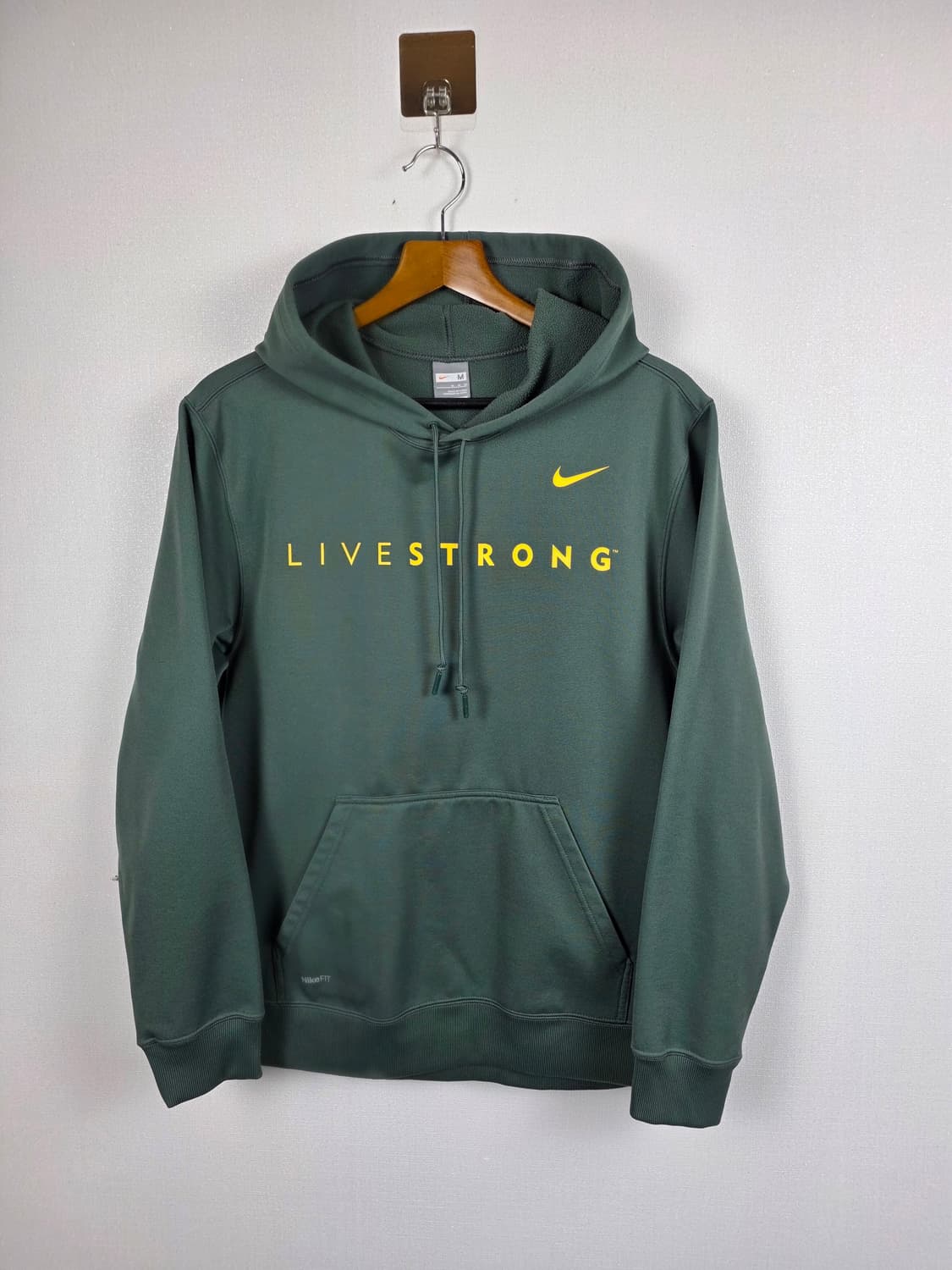 [희귀] 나이키 남성 LIVE STRONG 캠페인 후디 올리브그린 M 상품이미지1