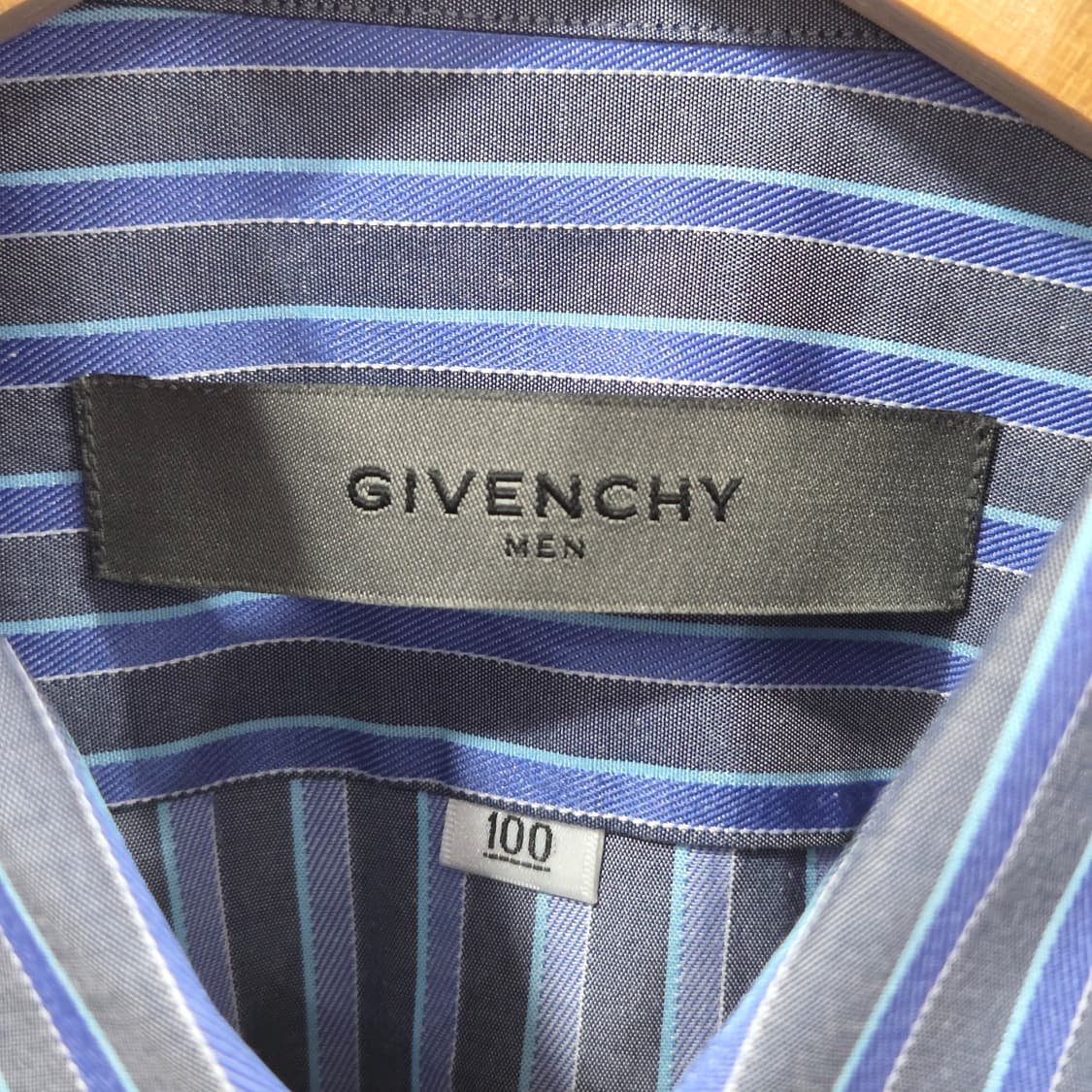 지방시 스트라이프 반팔셔츠 100  상품이미지3