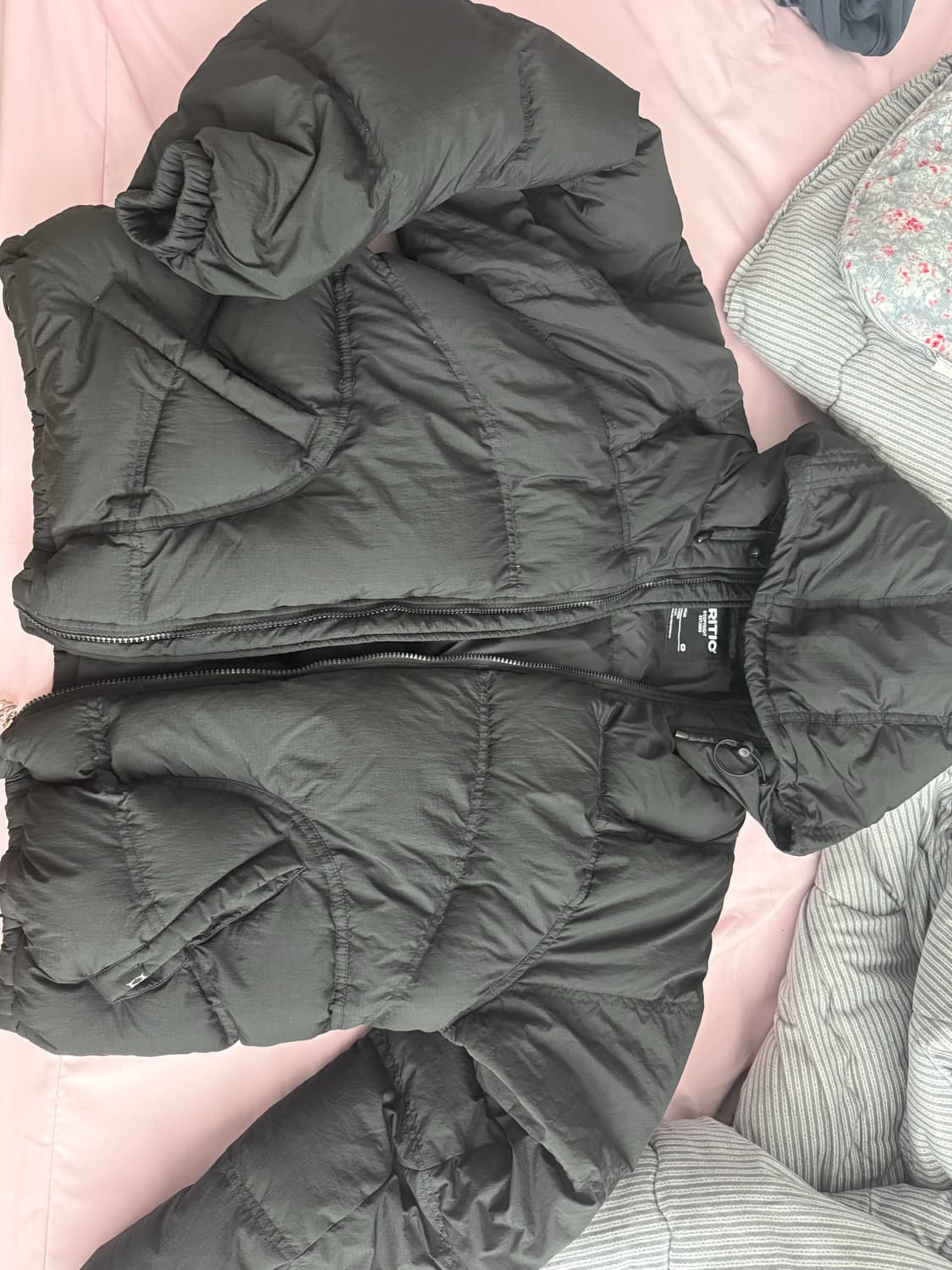 크리틱 웜홀 후드 푸퍼 자켓 패딩 블랙 상품이미지7