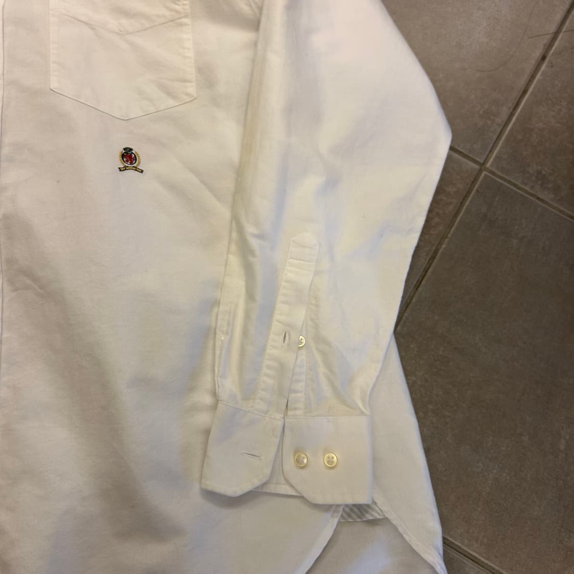 타미 월계수 화이트셔츠 상품이미지2