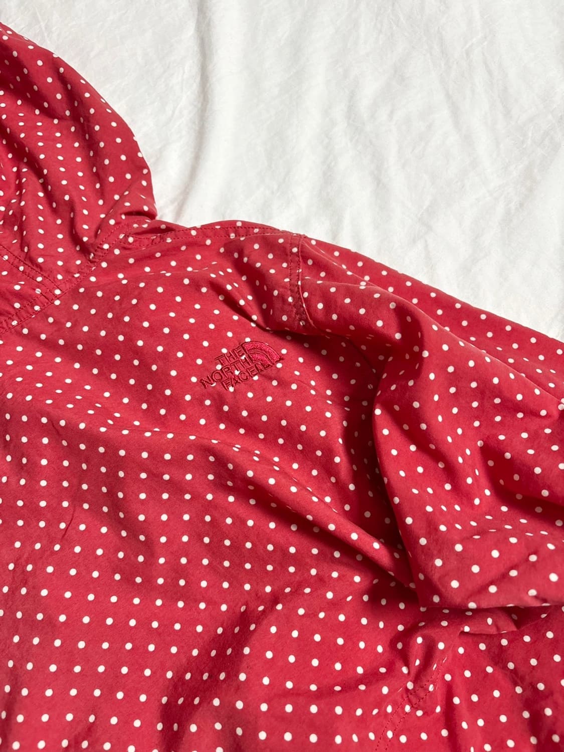 노스페이스 레드 도트 바람막이 상품이미지5