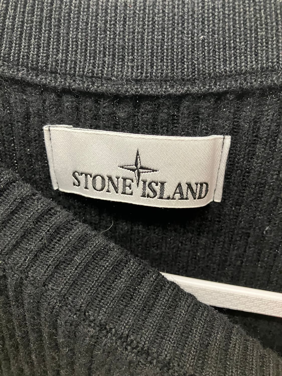  스톤아일랜드 골지 크루넥 니트 XXl (블랙)

 상품이미지3