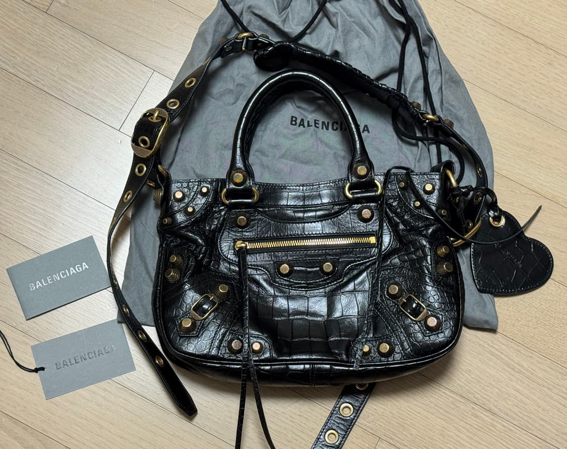 정품 발렌시아가 네오 카골 크로커 엠보스 숄더백 금장 가방 상품이미지1