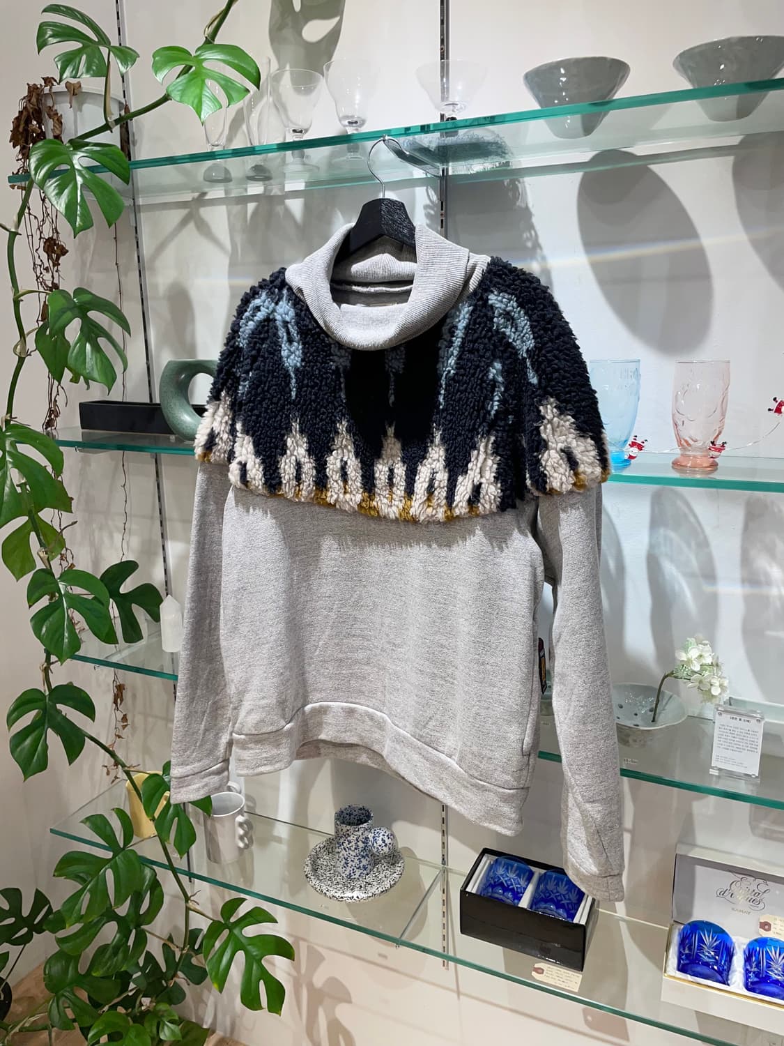 캐피탈 boa fleece crewneck 상품이미지5