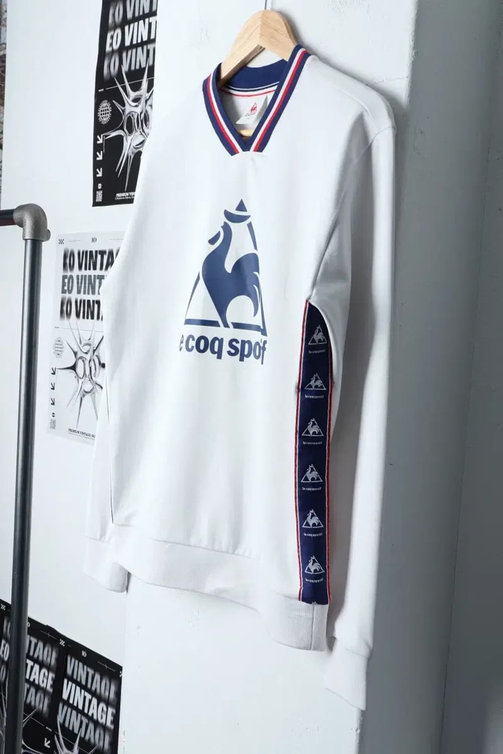 (S) 르꼬끄 맨투맨 티셔츠 작은오염 화이트 빅로고-120CE 상품이미지1