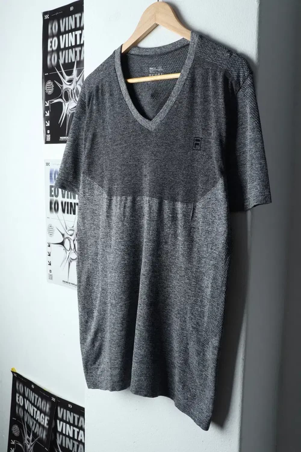 (2XL) 휠라 반팔 티셔츠 빅사이즈 브이넥 그레이-146CD 상품이미지1